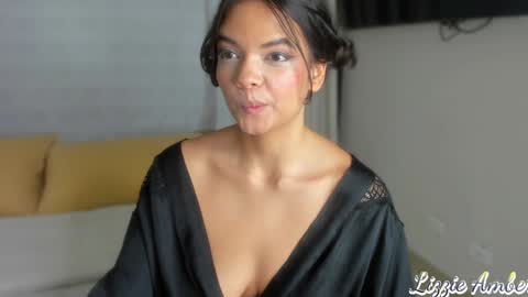 Snapshot of lizzieamber chatting on 22, 1, 2025 lizzieamber online show from 22, 1, 2025