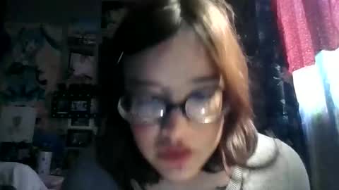 Snapshot of lizzy_bear chatting on 16, 5, 2026 lizzy_bear online show from 16, 5, 2026