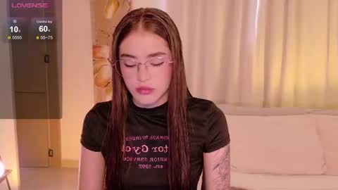 Lizzy Colins online show from 14, 6, 2026