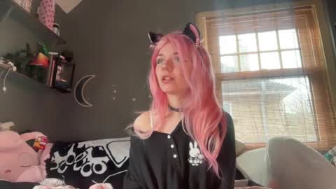 Snapshot of lizzyylovesick chatting on 17, 2, 2025 lizzybunny online show from 17, 2, 2025