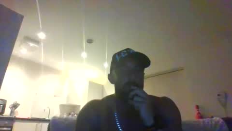 Snapshot of llleeeooonnn69 chatting on 12, 9, 2025 Leon online show from 12, 9, 2025