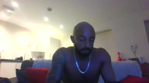 Snapshot of llleeeooonnn69 chatting on 29, 11, 2025 Leon online show from 29, 11, 2025