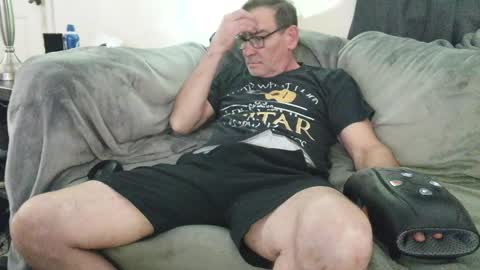 LongDick Daddy online show from 16, 4, 2026