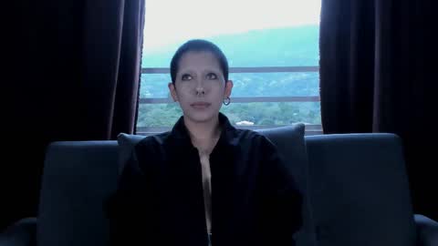 Snapshot of lnxmst chatting on 11, 1, 2026 Lynx Mist online show from 11, 1, 2026