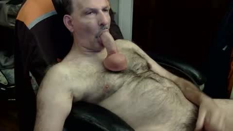 Snapshot of loades182025 chatting on 23, 10, 2025 loades182025 online show from 23, 10, 2025