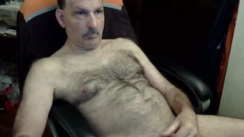 Snapshot of loades182025 chatting on 25, 10, 2025 loades182025 online show from 25, 10, 2025