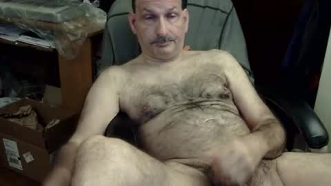 Snapshot of loades182025 chatting on 2, 11, 2025 loades182025 online show from 2, 11, 2025