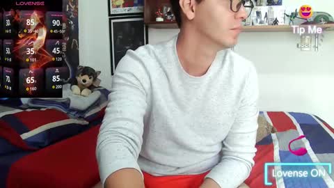 Snapshot of lobomx19 chatting on 13, 9, 2025 Lobo online show from 13, 9, 2025