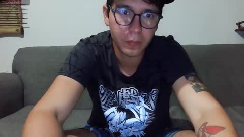 Snapshot of lobomx19 chatting on 2, 11, 2025 Lobo online show from 2, 11, 2025