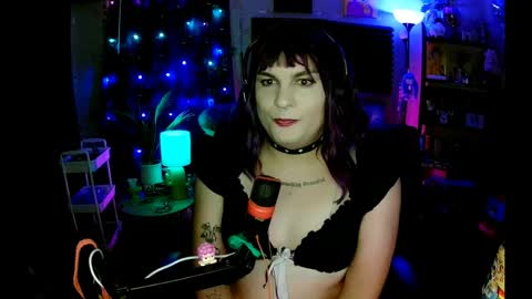 LobotomyPrincess online show from 7, 6, 2026
