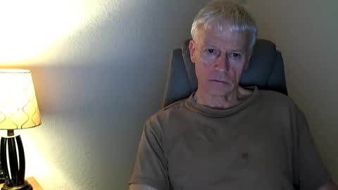 Snapshot of loco_joe chatting on 4, 4, 2026 Loco Joe online show from 4, 4, 2026