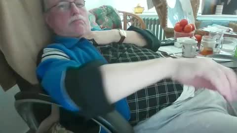 Snapshot of loewe39238 chatting on 18, 1, 2025 loewe39238 online show from 18, 1, 2025