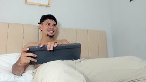 Snapshot of logan_9_ chatting on 2, 7, 2026 logan online show from 2, 7, 2026