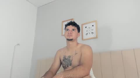 Snapshot of logan_9_ chatting on 5, 7, 2026 logan online show from 5, 7, 2026