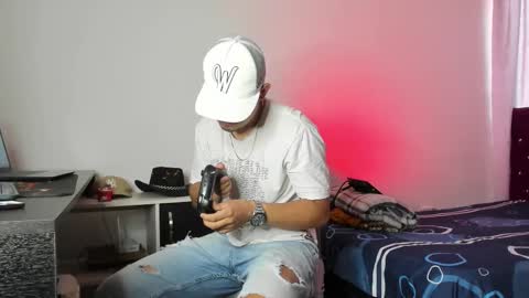 Logan morris online show from 20, 2, 2025