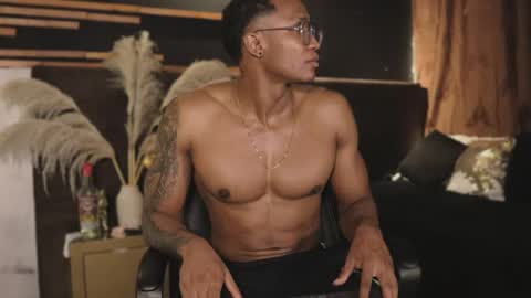 logan_varela online show from 22, 1, 2025