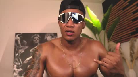 logan_varela online show from 5, 2, 2025