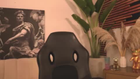 logan_varela online show from 15, 2, 2025