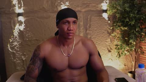 logan_varela online show from 24, 11, 2025