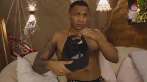 logan_varela online show from 15, 12, 2025