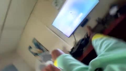 Snapshot of logandaimond chatting on 14, 12, 2025 logandaimond online show from 14, 12, 2025