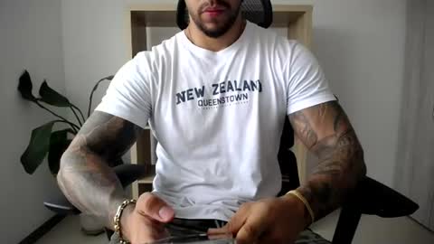 Logan Wolfp online show from 22, 6, 2026