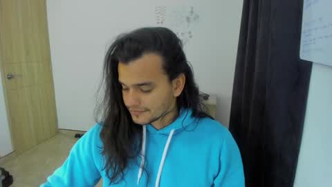 Snapshot of loganhot22 chatting on 18, 12, 2024 Logan online show from 18, 12, 2024