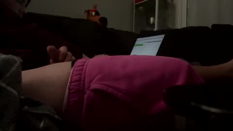 loganthomas21 online show from 19, 10, 2025