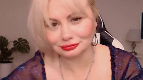 Snapshot of lola_anderson chatting on 24, 10, 2025 Lola online show from 24, 10, 2025