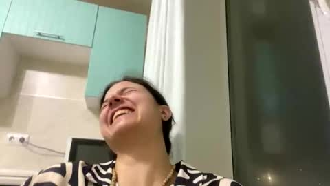 Snapshot of lola_aspis chatting on 6, 11, 2025 lola_aspis online show from 6, 11, 2025