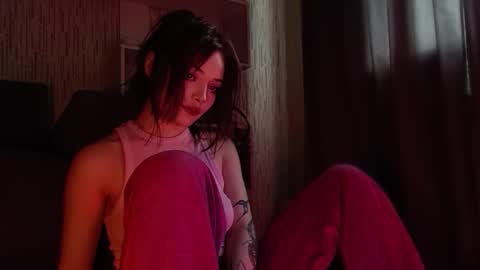 lola online show from 25, 3, 2026