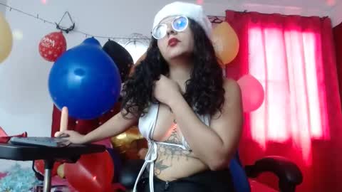 lola_fiery online show from 28, 12, 2024
