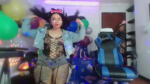 lola_fiery online show from 30, 12, 2024