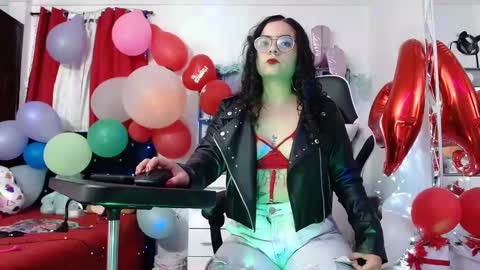 lola_fiery online show from 13, 2, 2025