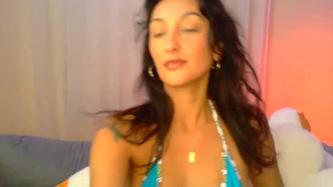 lola_la_lita online show from 10, 9, 2025