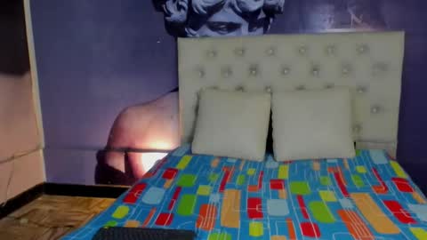 lola red online show from 13, 2, 2025