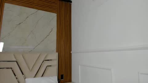 Snapshot of lolaangellx chatting on 4, 10, 2025 Lola Angel online show from 4, 10, 2025