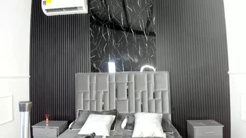 Snapshot of lolaangellx chatting on 19, 10, 2025 Lola Angel online show from 19, 10, 2025