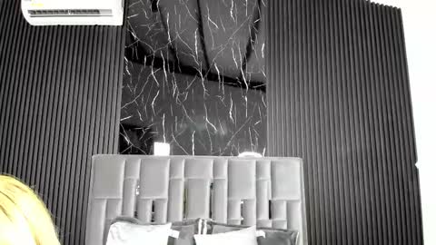 Snapshot of lolaangellx chatting on 9, 11, 2025 Lola Angel online show from 9, 11, 2025