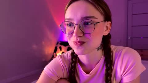 lolaatate online show from 16, 3, 2026