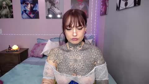 Snapshot of lolabrouse__ chatting on 21, 10, 2025 Lola online show from 21, 10, 2025