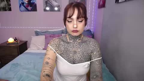 Snapshot of lolabrouse__ chatting on 29, 10, 2025 Lola online show from 29, 10, 2025