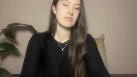 Snapshot of loladom chatting on 20, 10, 2025 Frt Pr1ncess online show from 20, 10, 2025