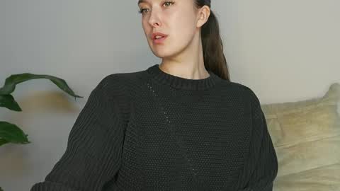 Snapshot of loladom chatting on 2, 11, 2025 Frt Pr1ncess online show from 2, 11, 2025