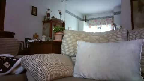 LOLA HUESO y ERIC online show from 6, 2, 2026