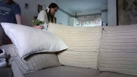 LOLA HUESO y ERIC online show from 12, 2, 2026