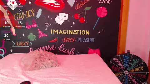 Snapshot of lolapierce chatting on 14, 11, 2025 loli online show from 14, 11, 2025