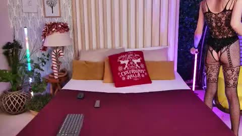 Lola online show from 17, 12, 2025