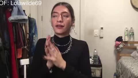 Snapshot of lolita_wilde390 chatting on 14, 10, 2025 Lolita Wildes Back online show from 14, 10, 2025