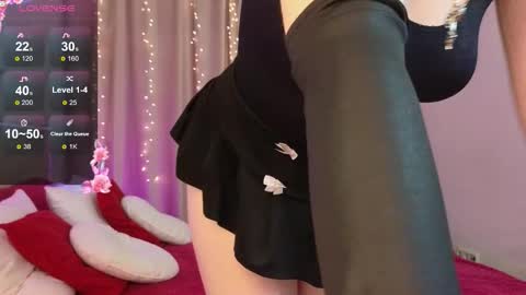 Snapshot of lolly_cum chatting on 23, 10, 2025 Mona online show from 23, 10, 2025